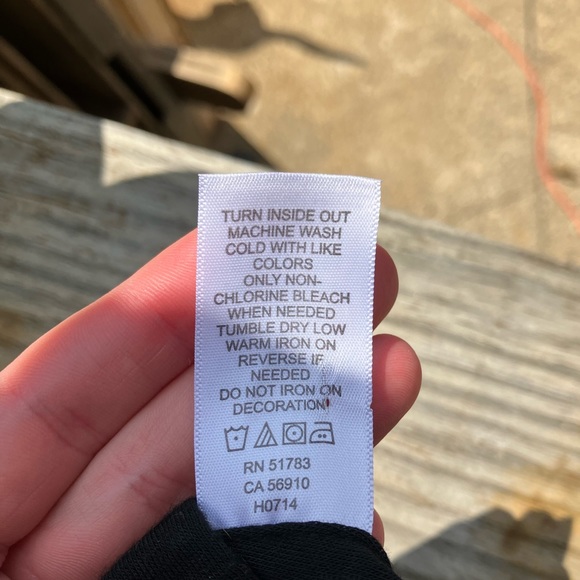 Maurices silver sequined skirt, size M. NWT. - Picture 5 of 7